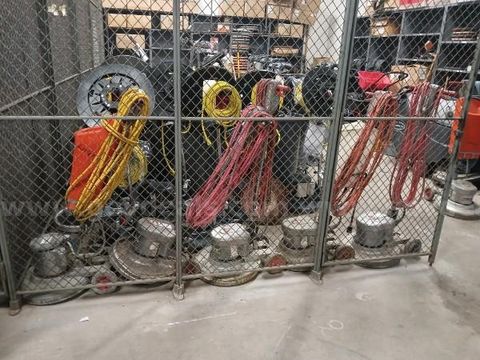 A Lot of 5 Floor Stripper Machines