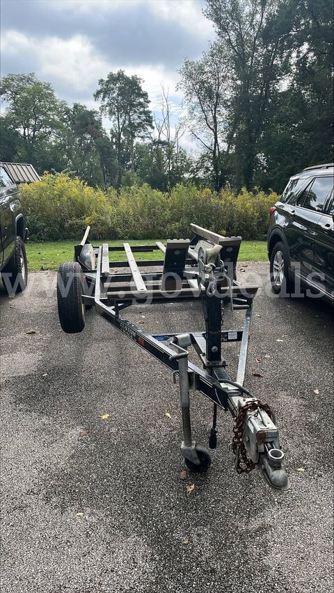 1996 Custom Haul Trailer, Model T-17-4000