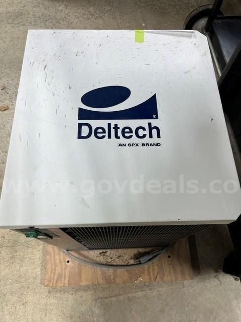 1 Used Deltech HG25 Air Drier