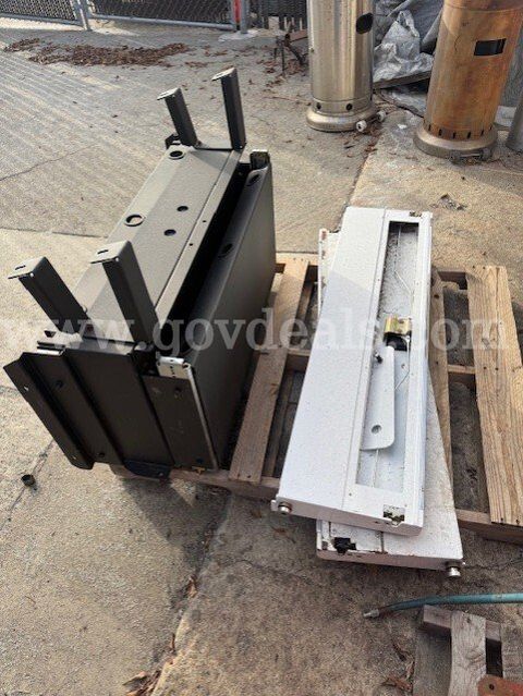 Setina rear box and 2x royal truck body tail gates