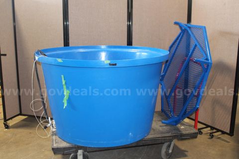 (1) Med Associates Inc. Water Maze Pool - Mouse [IU024895]