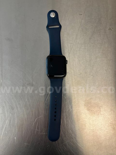 Apple watch SE with navy blue silicone band