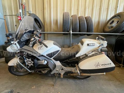 2015 Honda ST1300PA Motorcycle