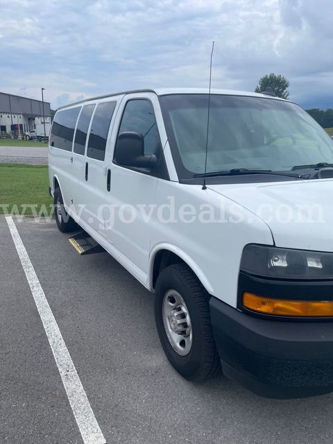 2020 Chevrolet Express 3500 Van