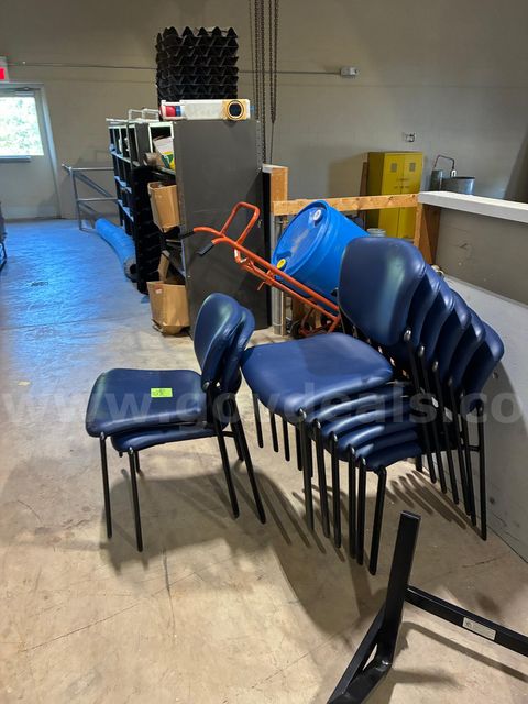 Classroom Chairs (Qty-8)