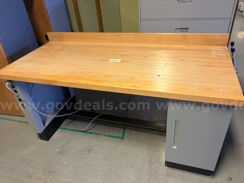 MSU Lot # 9318- Work Station