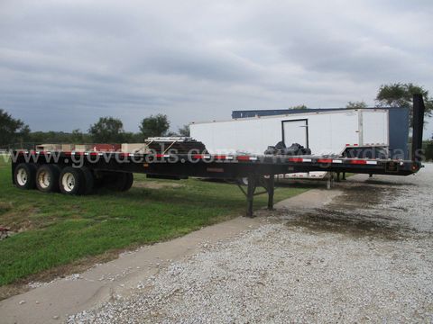 2005 Fontaine Triple Axle Semi Flatbed Trailer