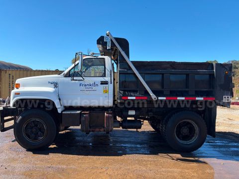 GMC Sigle Axle Dump Truck