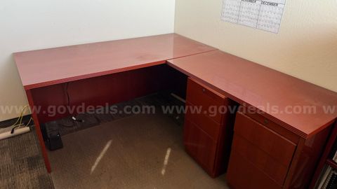 Cherry Wood L-Shaped Desk