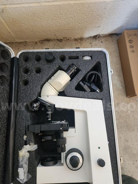 ZEISS Microscope with Case