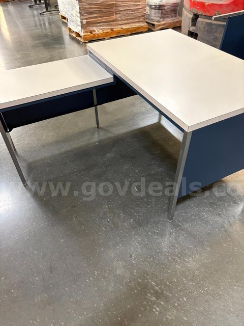 Corner Desk