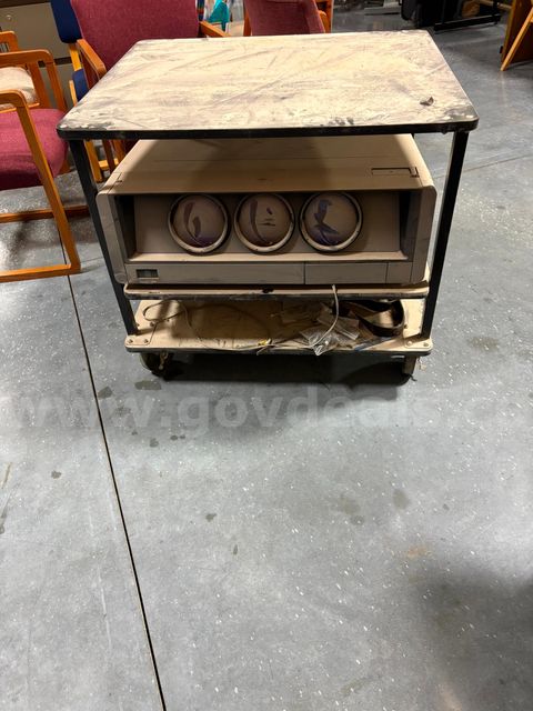 Lafayette Instruments VIP-MARK V Projector