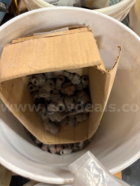 Pallet of mixed Plumbing & Steam Parts