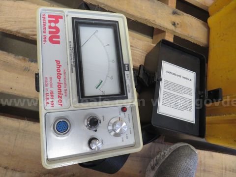 Photo-Ionizer