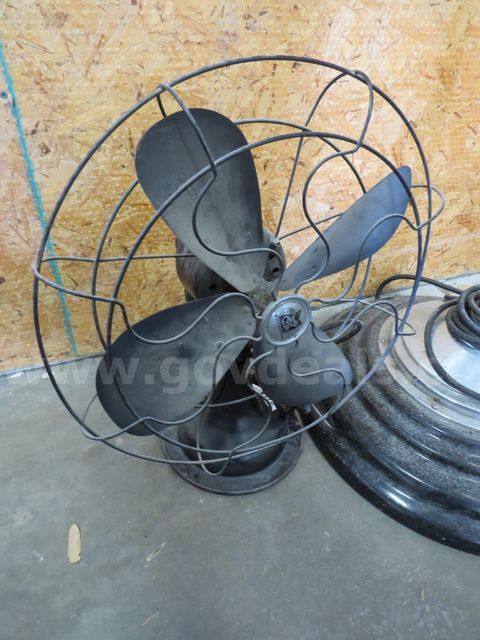 Antique Desk Fan
