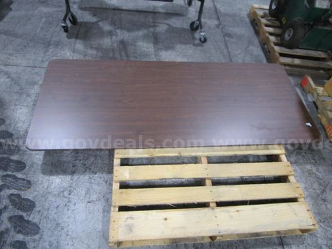 Folding Table (B)
