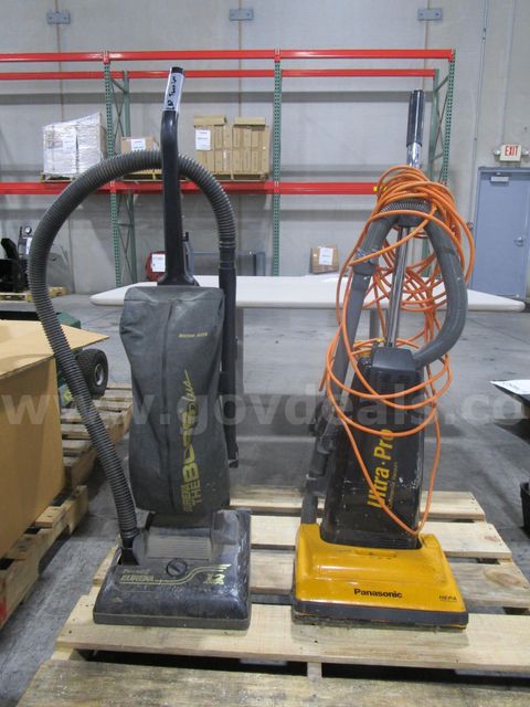 2 Vacuums (B)