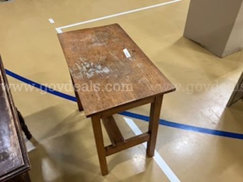 one table, some damage (AGO-HYCA)