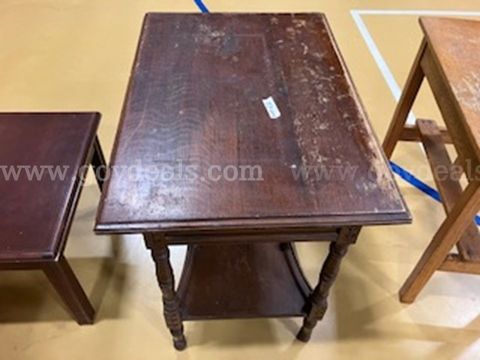 one table, dark brown (AGO-HYCA)