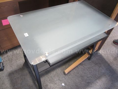 Desk With Glass Top Lot 996