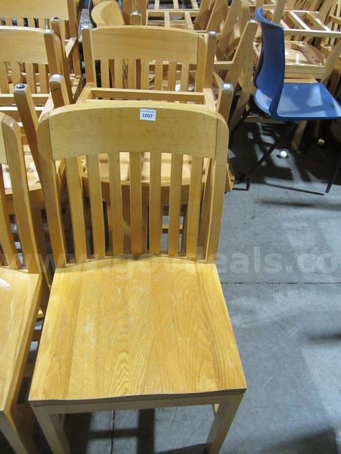 (6) Oak Chairs Lot 1007