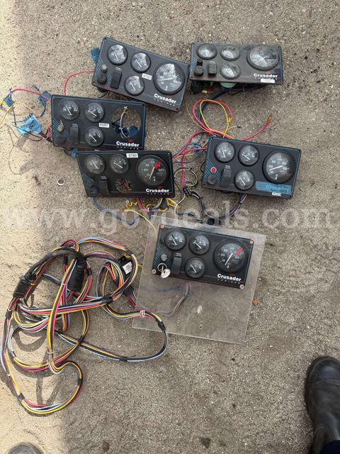 6x Crusader Instrument Clusters