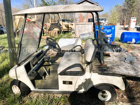 OFFSITE SALE - Lot of 3 Club Car Gas Powered Golf Carts