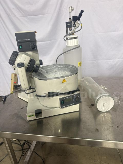 Buchi Rotavapor R-200 Rotary Evaporator with B-490 Heating Bath, 120V, Serial #11107020042