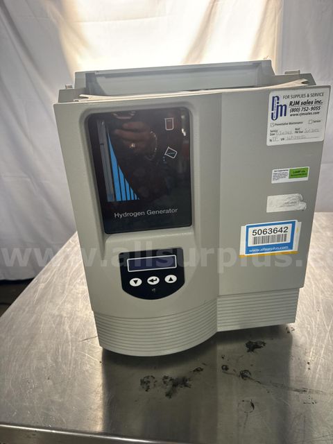 Parker H2PEMPD-510-100 Hydrogen Generator, 510 cc/min, 99.99999+% Purity, 100 PSIG
