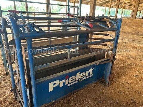 Roping Chute Used with Rebuilt Headgate