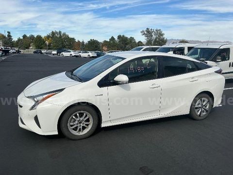 2018 Toyota Prius Ii 4 Door Hybrid Sedan -- Unleaded/Electric