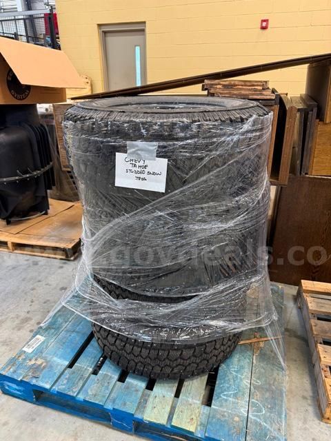 (4) Courser Studded 265/65R17 Snow Tires