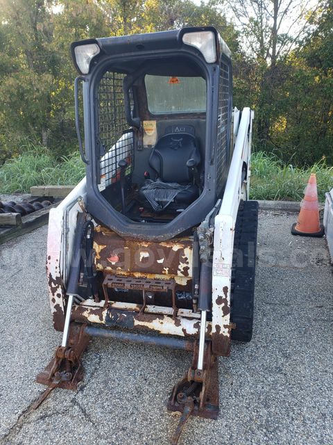 Bobcat Skid Steer