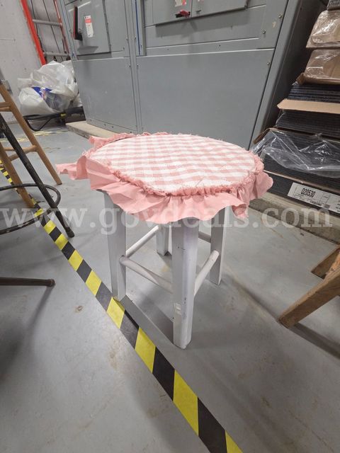 Small White Wood Stook with Pink Cover - 19" high