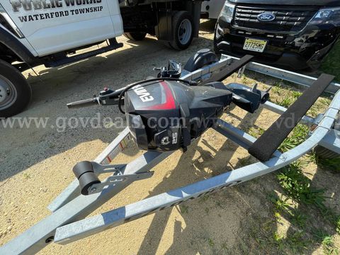 EZ Load EZWB 12-14 1200 Boat Trailer