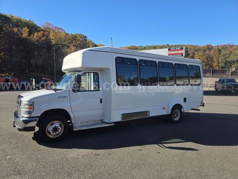 2014 Ford Econoline