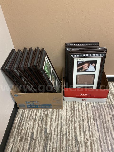 Picture frames (20 frames)