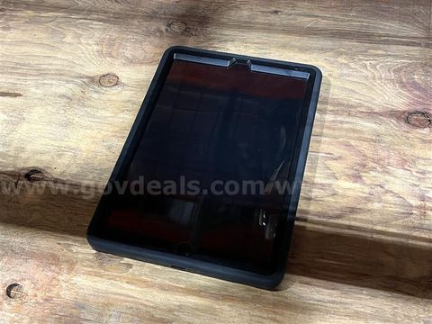 iPad Lot T-326