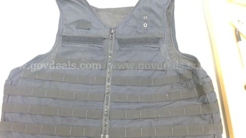 Ballistic panel carrier