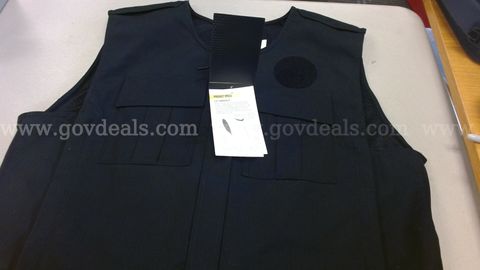 Outer vest ballistic carrier