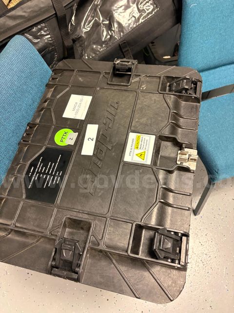 Snap-On Military Tough Tool Box (Missing Drawers)