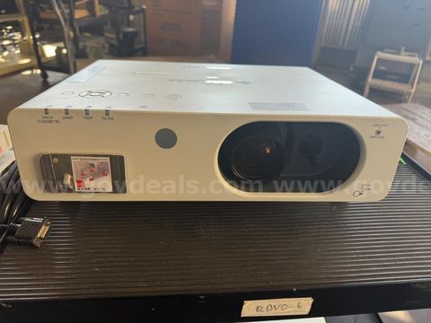Panasonic PT-FW430 LCD Multimedia Projector