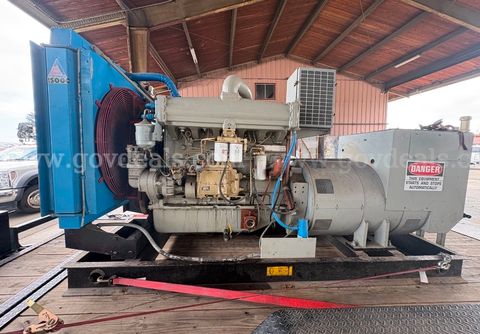 1977 Allis Chalmers 2500 Engine / 250 kW Genset Generator