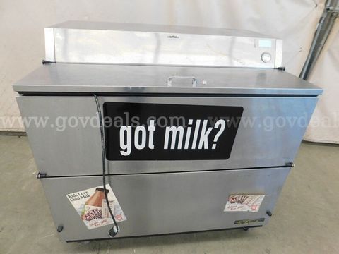 True Refrigeration Milk Box / Refrigerator - B5