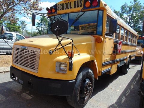 2005 Freightliner FS65 School Bus - Light Lot