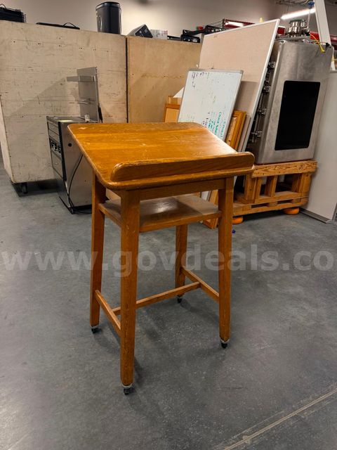 Rolling Wood Podium