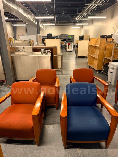 Set of 4 Upholstered Guest Chairs