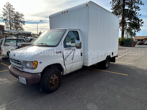2000 Ford E350 4x2 (ID#12586) (26-2795) 90425