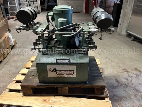 Hydraulic Pump (ID#12659) (26-2940-40) 405