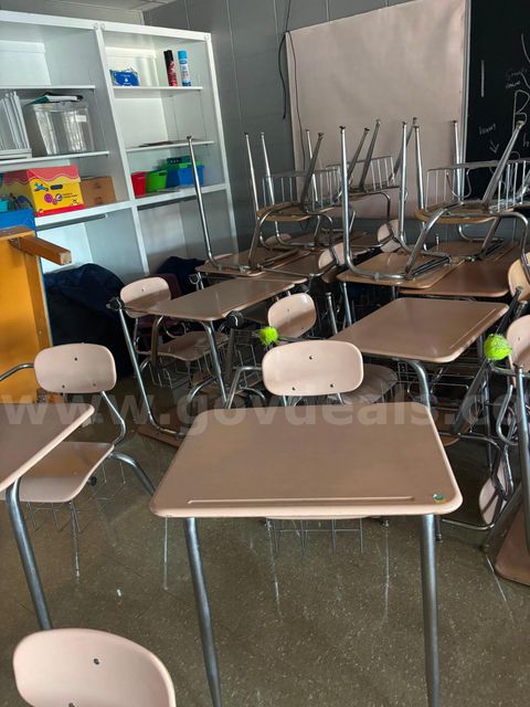 Lot of 50 Student Desks 21" x 24"